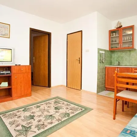 Apartment Miro - 300 M From Sea Jadranovo
