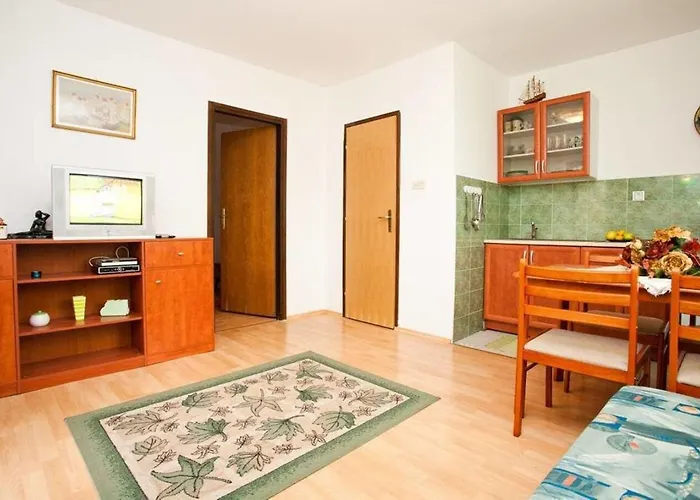 Apartment Miro Jadranovo